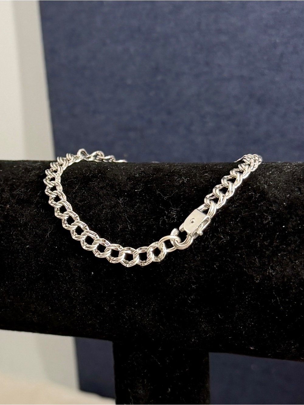 JAMES AVERY Sterling Vintage Double Curb Link Charm Bracelet Lock Clasp RETIRED
